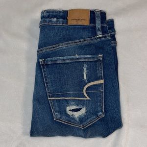 Super Hi Rise Distressed AE Jeggings